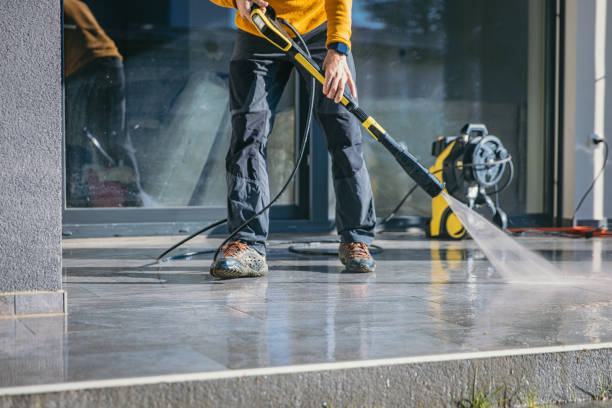 Why Choose Our Certified Pressure Washing Experts for Your Project Needs in Elsberry, MO?